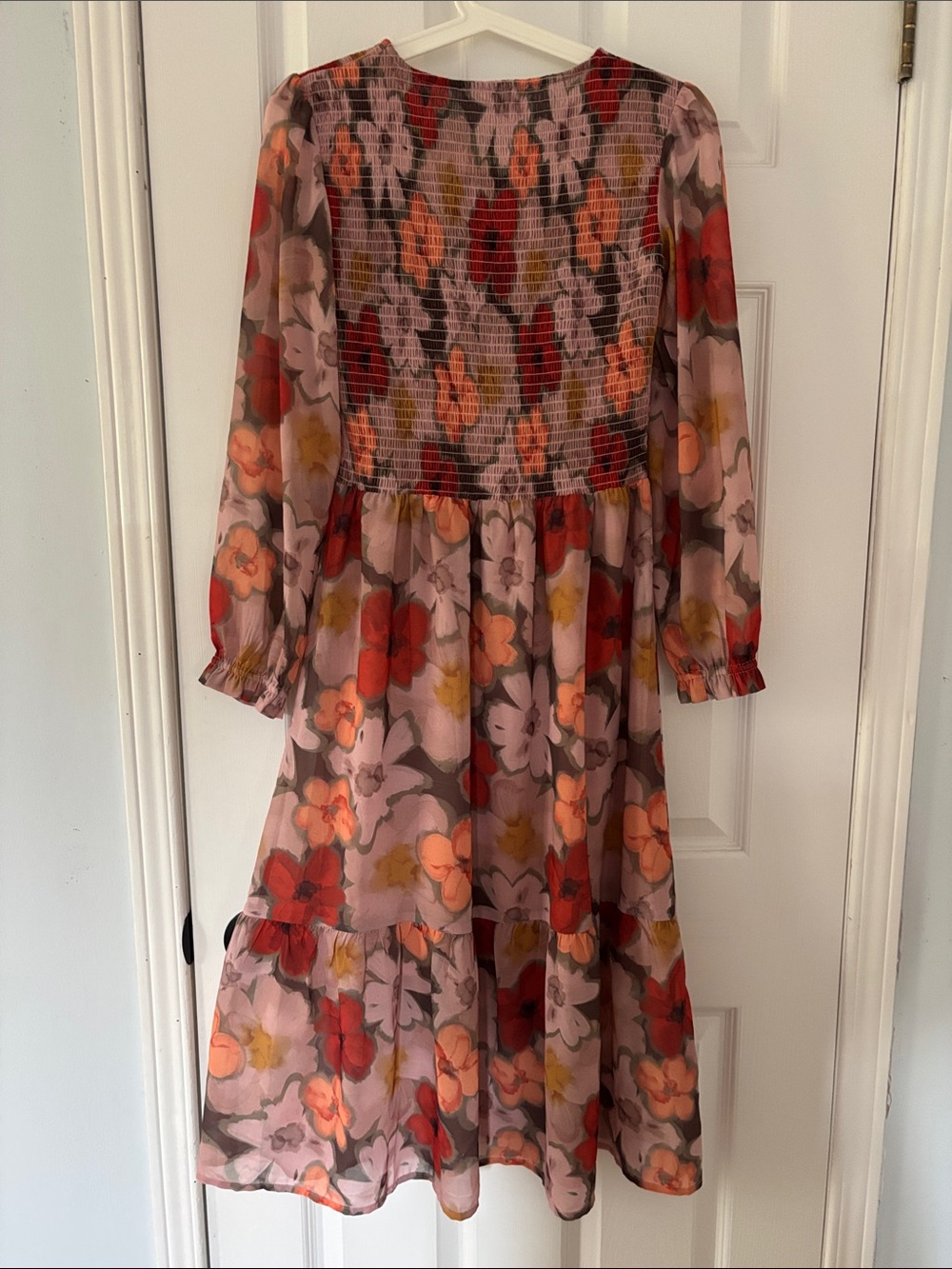 NWT-Grace Midi Dress in Farm Floral from the Mad About Style x The Jilly Box - Picture 5 of 6
